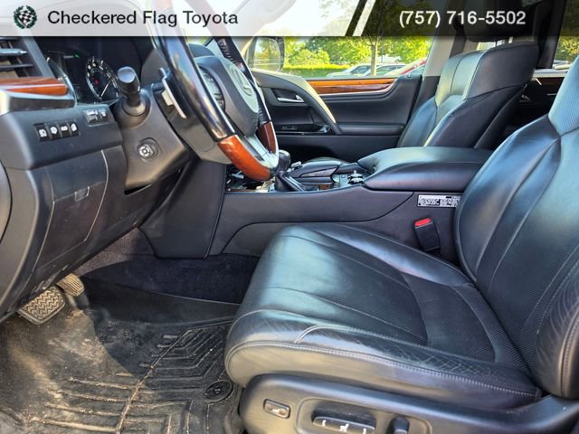 Used 2018 Lexus LX 570 4WD w/ Luxury Package image 8