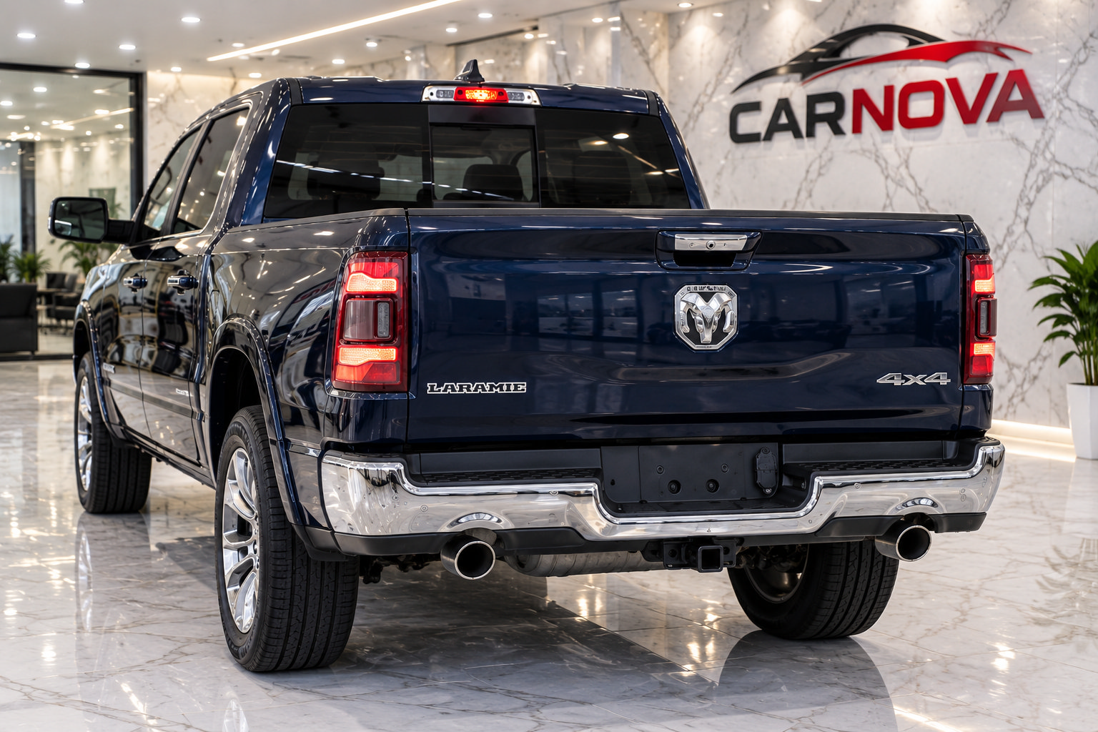 Used 2019 RAM 1500 Laramie AWD/4WD image 4