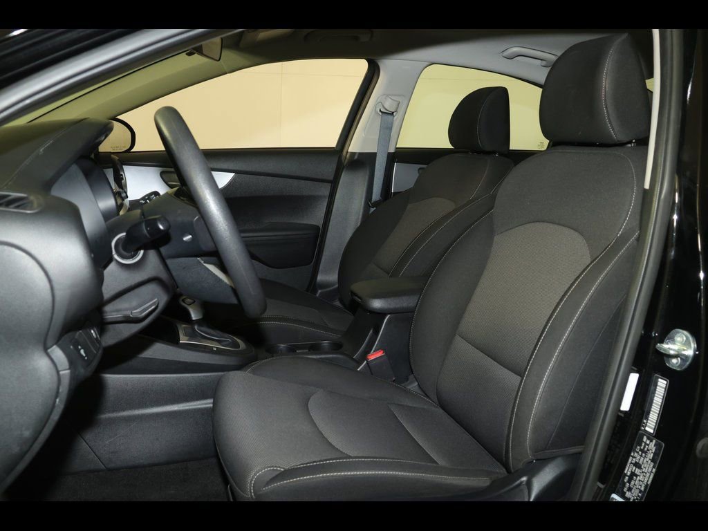 Used 2024 Kia Forte LXS image 21