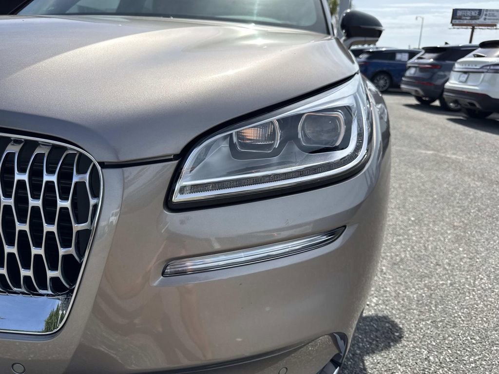 Certified 2020 Lincoln Corsair Reserve w/ Equipment Group 201A image 9