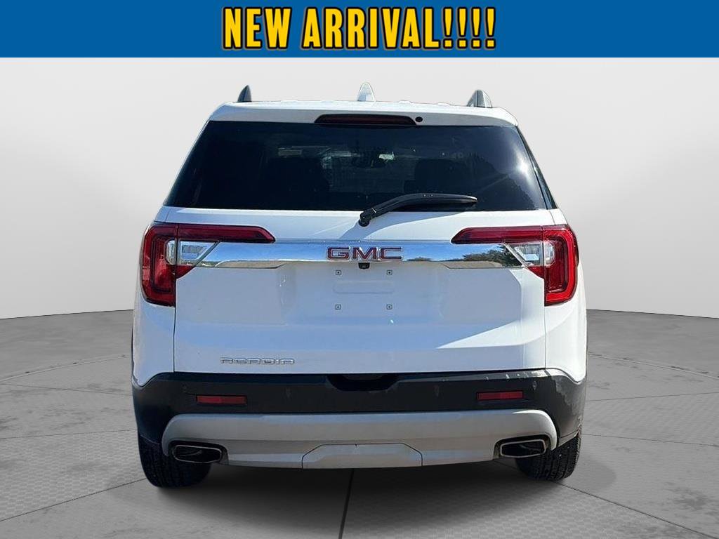 Certified 2023 GMC Acadia SLT w/ Preferred Package FWD image 4