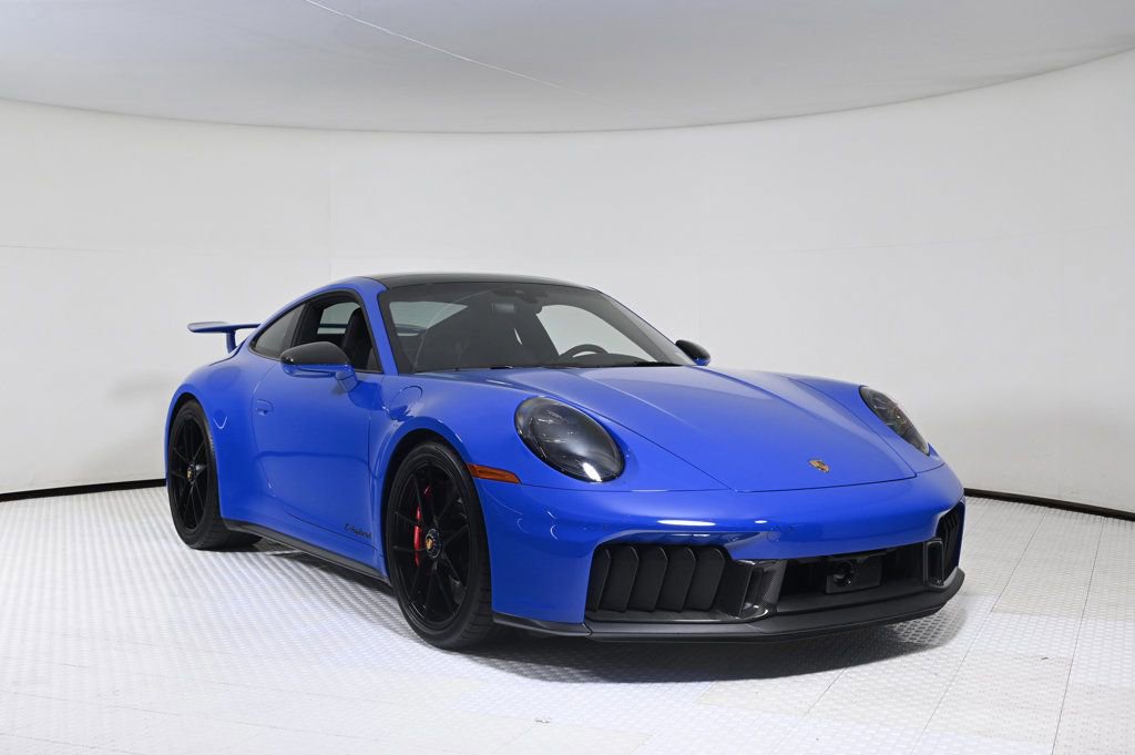 Certified 2025 Porsche 911 Carrera GTS image 9