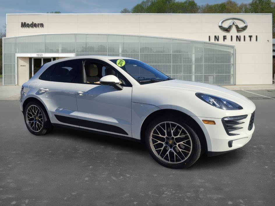 Used 2018 Porsche Macan image 2