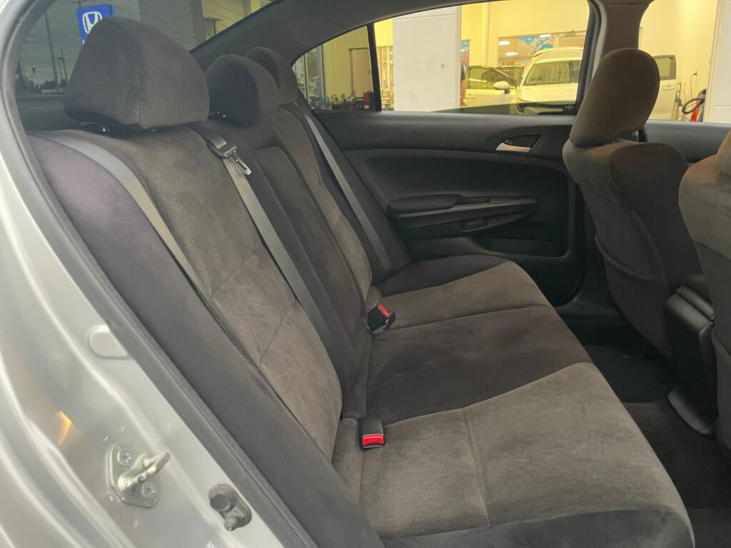 Used 2010 Honda Accord LX image 23