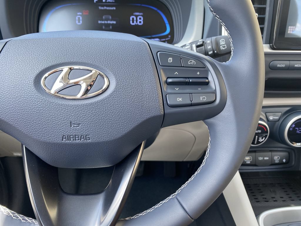 New 2026 Hyundai Venue SEL FWD image 21