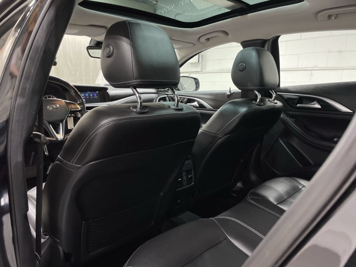 Used 2018 INFINITI QX30 AWD w/ Cargo Package image 13