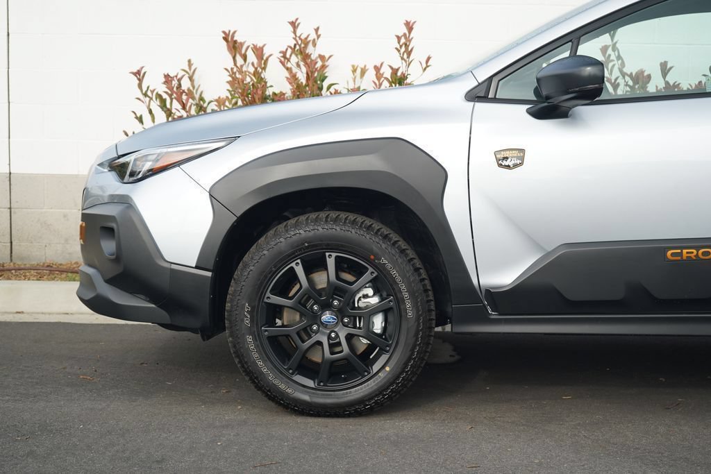 New 2026 Subaru Crosstrek 2.5i Wilderness w/ Crosstrek Mirror Package AWD/4WD image 2