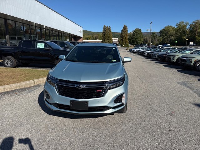 Used 2022 Chevrolet Equinox RS w/ RS Leather Package image 6