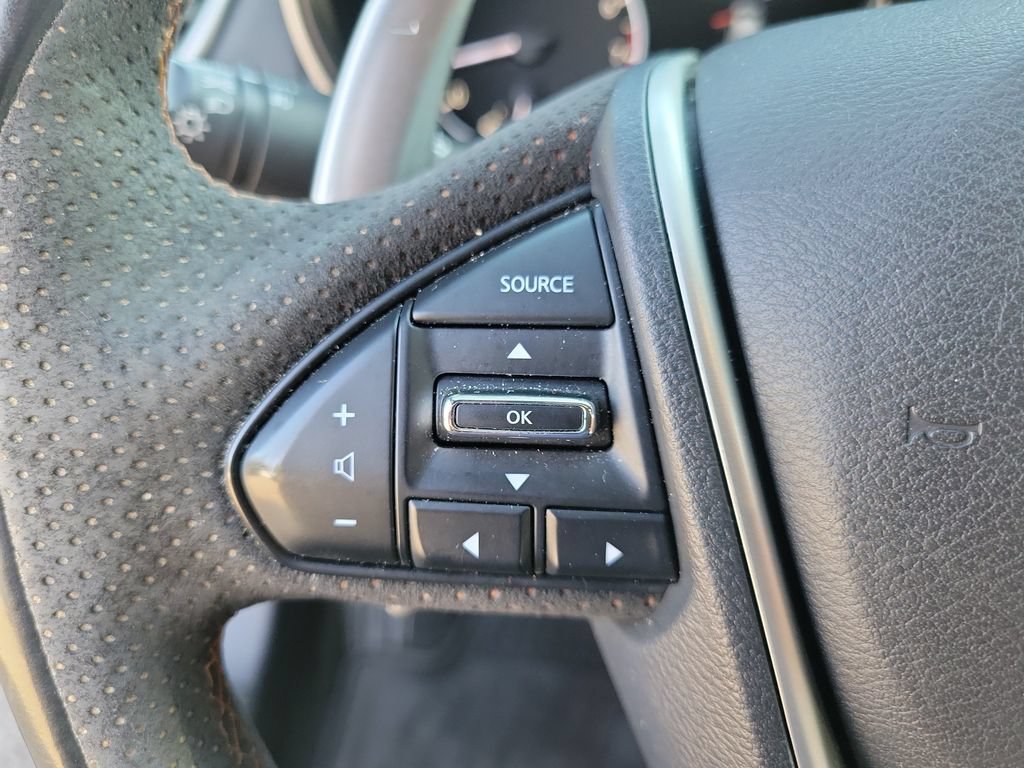 Used 2020 Nissan Maxima SR w/ Sport Mat Group FWD image 30