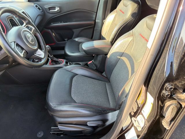 Used 2018 Jeep Compass Trailhawk AWD/4WD image 19