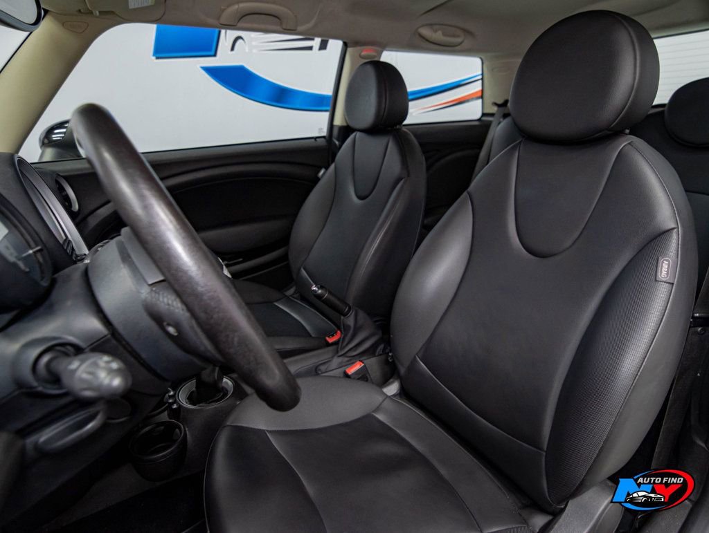 Used 2013 MINI Cooper Hardtop image 15