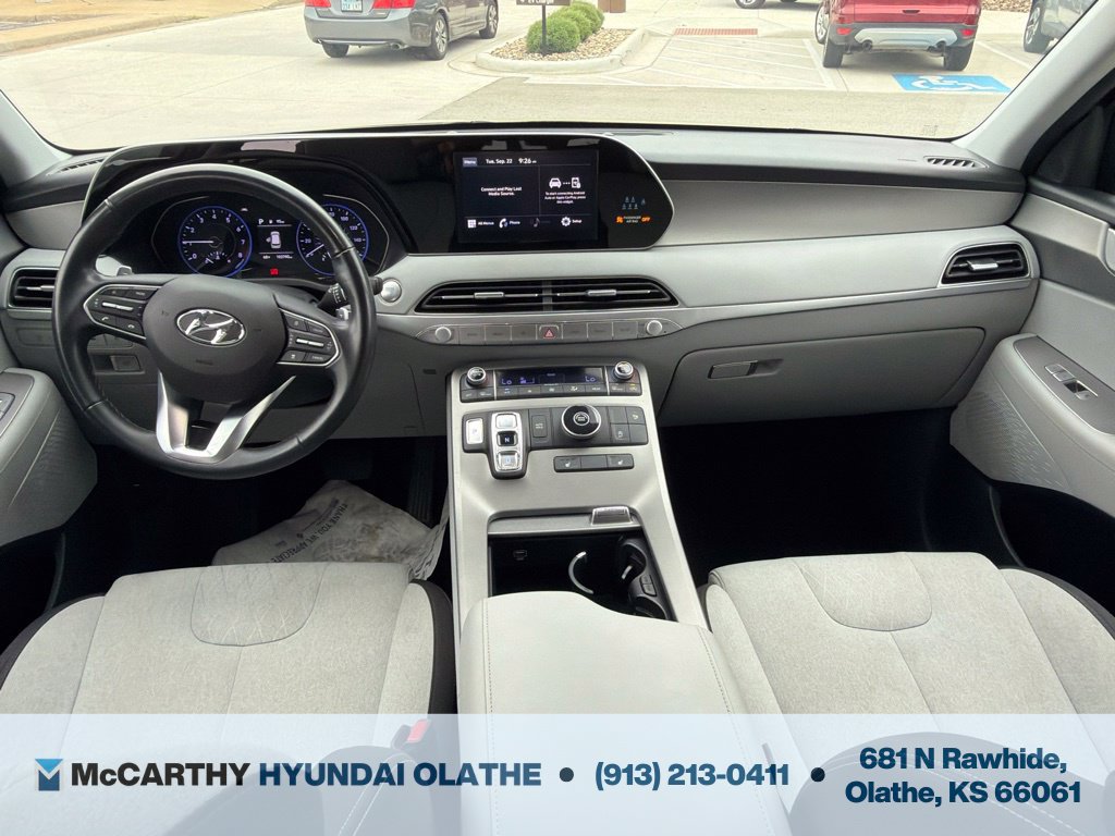 Used 2022 Hyundai Palisade SEL FWD image 3