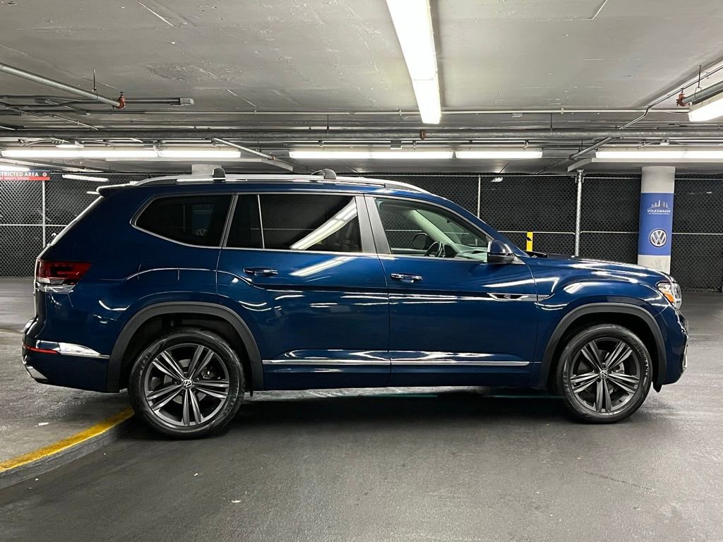 Used 2022 Volkswagen Atlas SEL R-Line AWD/4WD image 40