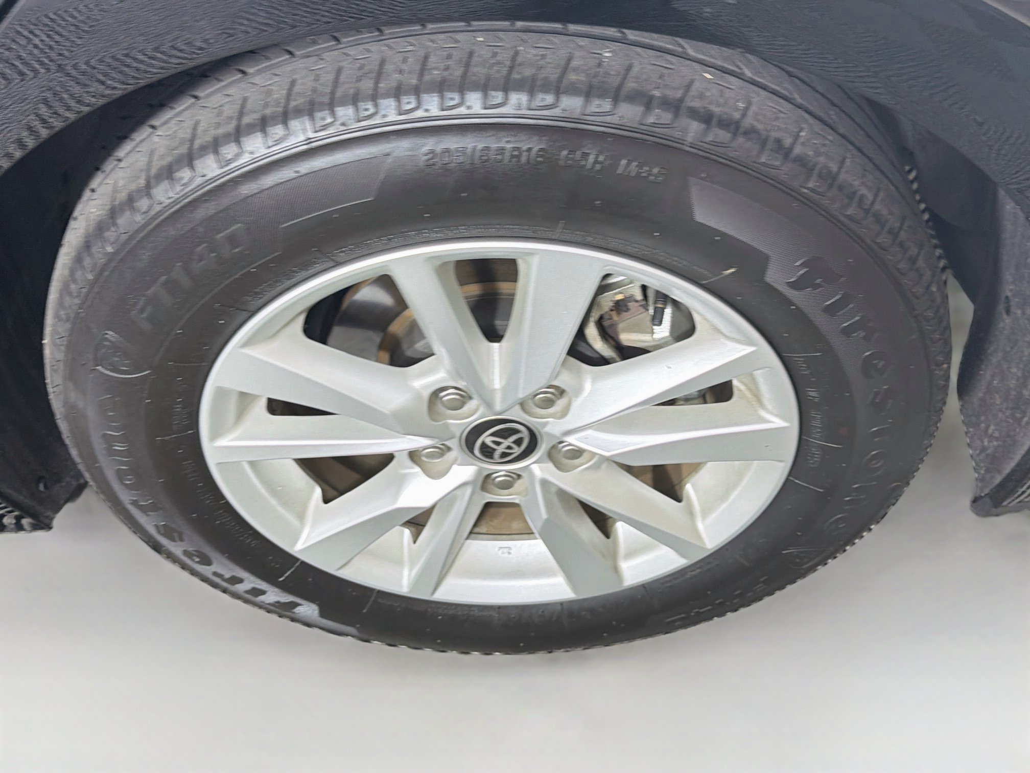 Used 2025 Toyota Camry LE FWD image 11