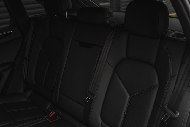 Used 2024 Porsche Macan w/ Premium Plus Package image 26