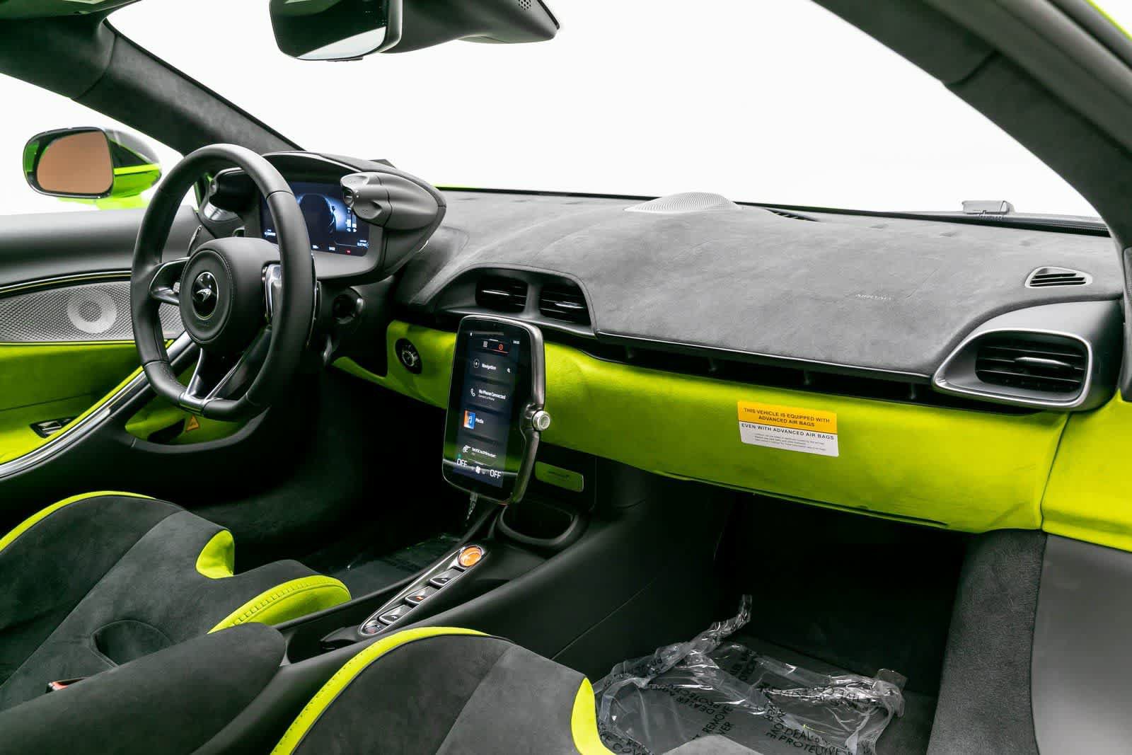 New 2026 McLaren Artura RWD image 36