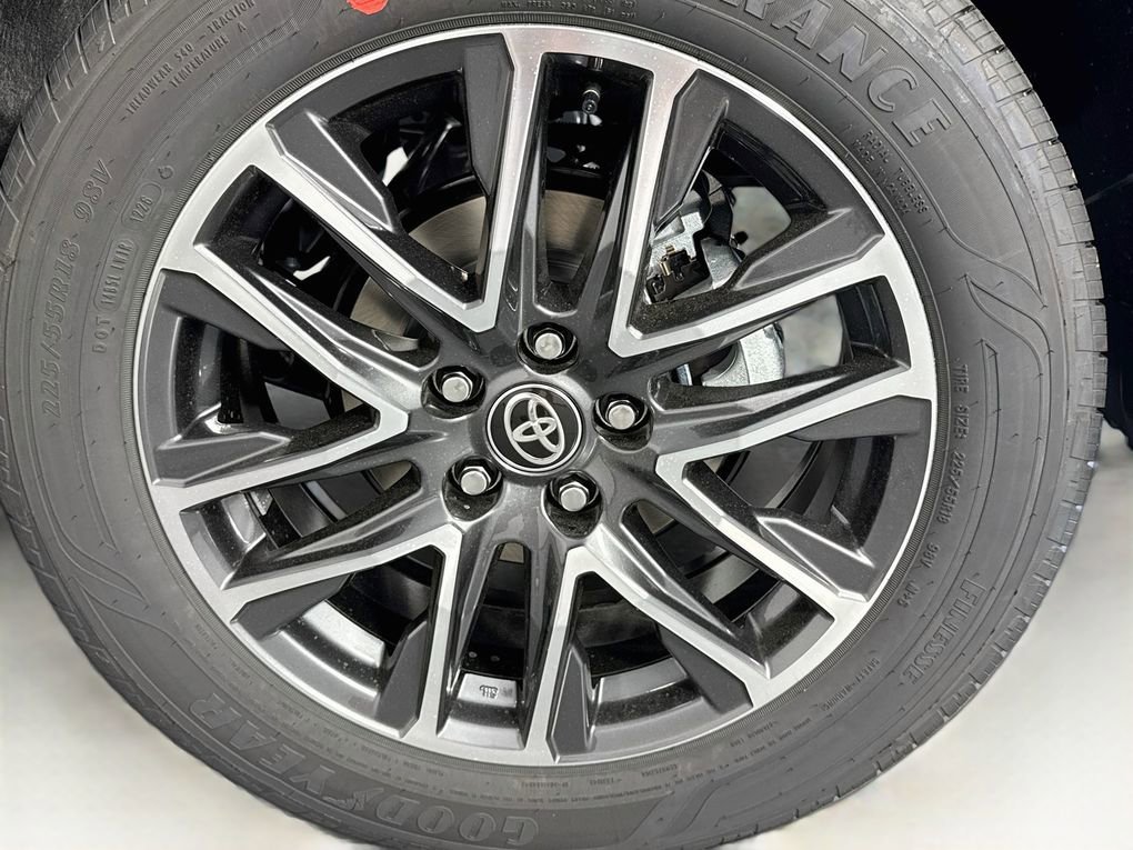 New 2026 Toyota Corolla Cross XLE FWD image 31