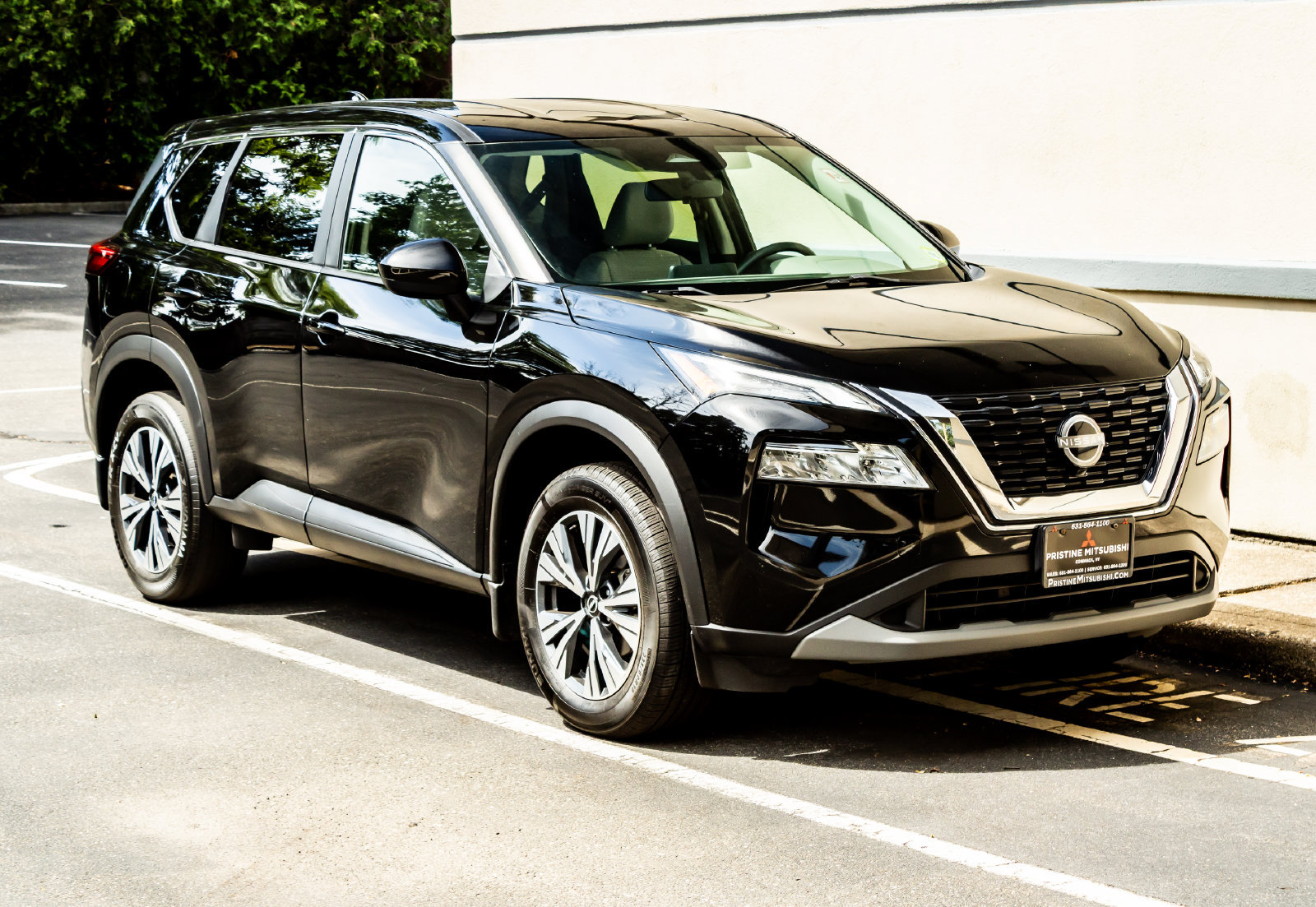 Used 2023 Nissan Rogue SV AWD/4WD image 10