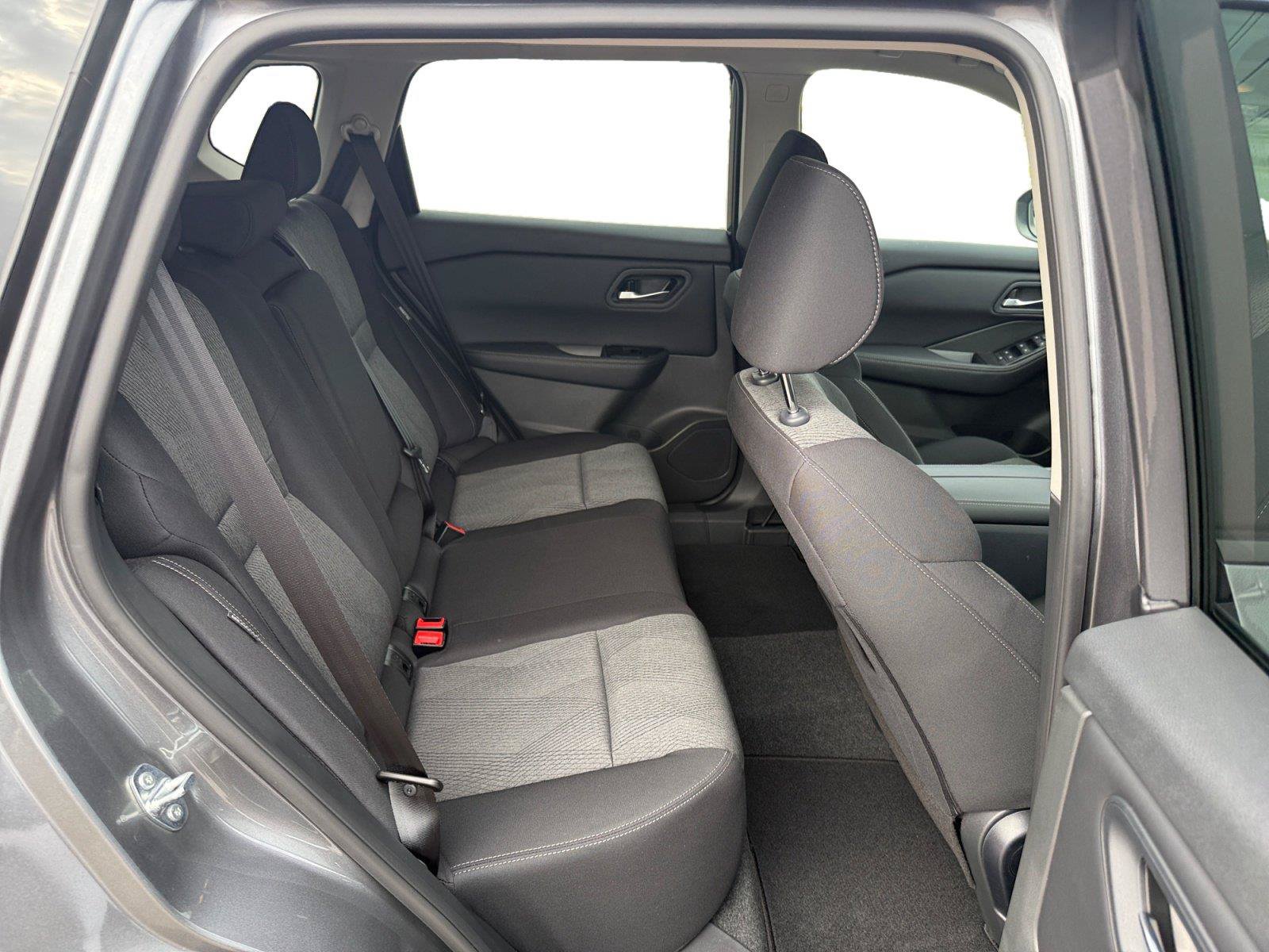New 2026 Nissan Rogue SV AWD/4WD image 24