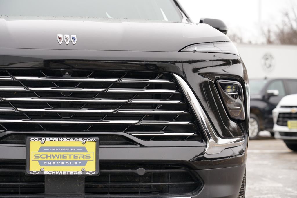 Used 2025 Buick Enclave Preferred image 9