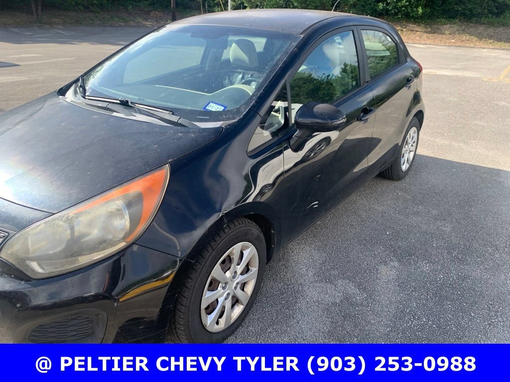 Used 2013 Kia Rio LX FWD image 1