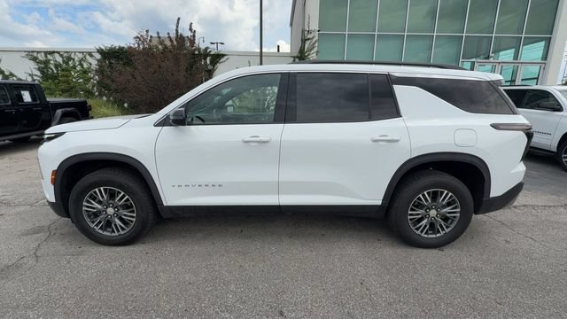 Used 2025 Chevrolet Traverse LT AWD/4WD image 5