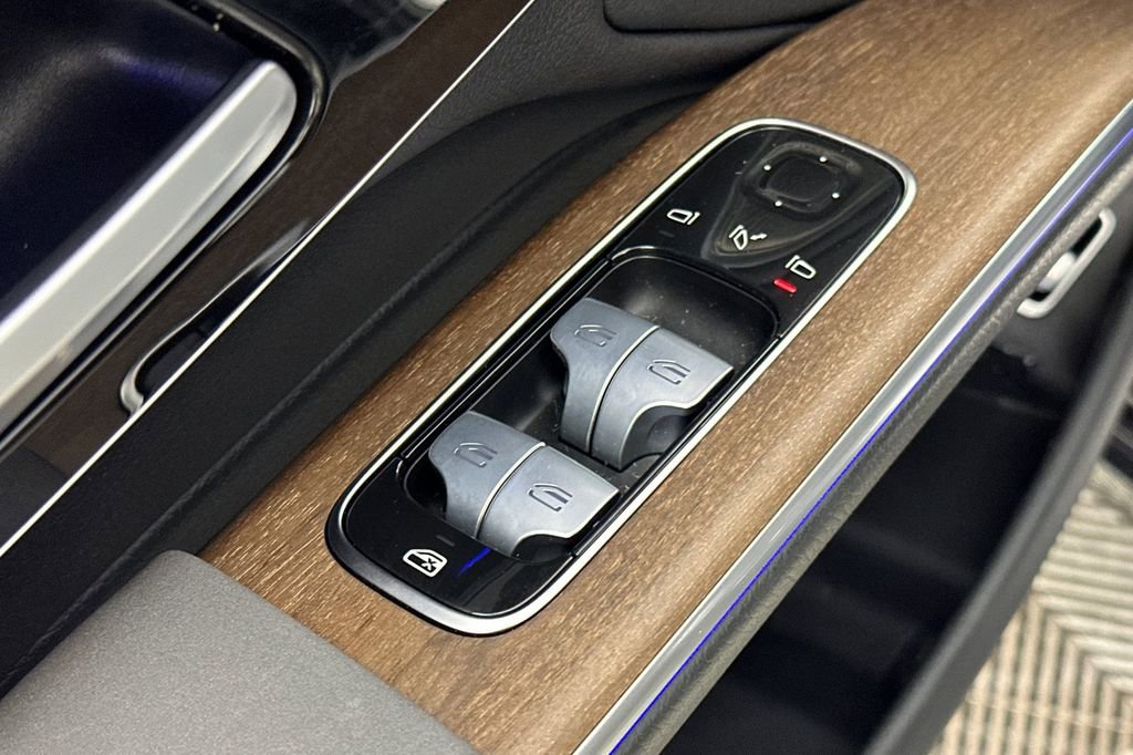 Used 2024 Mercedes-Benz EQS 450+ 4MATIC Sedan image 12