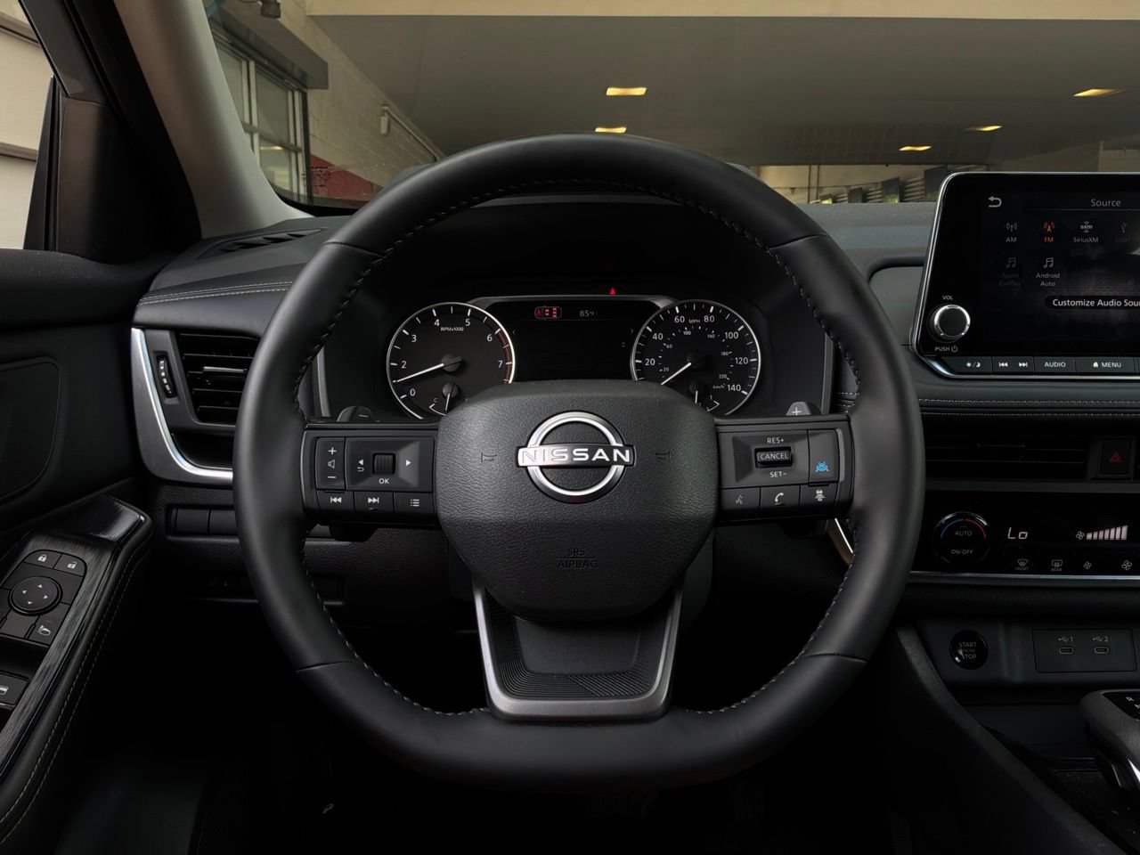 Used 2026 Nissan Rogue SV FWD image 32