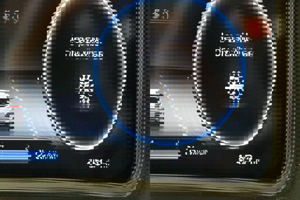 Used 2023 Hyundai Kona SE image 18