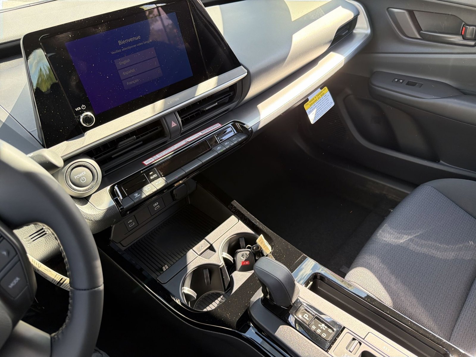 New 2026 Toyota Prius LE FWD image 15
