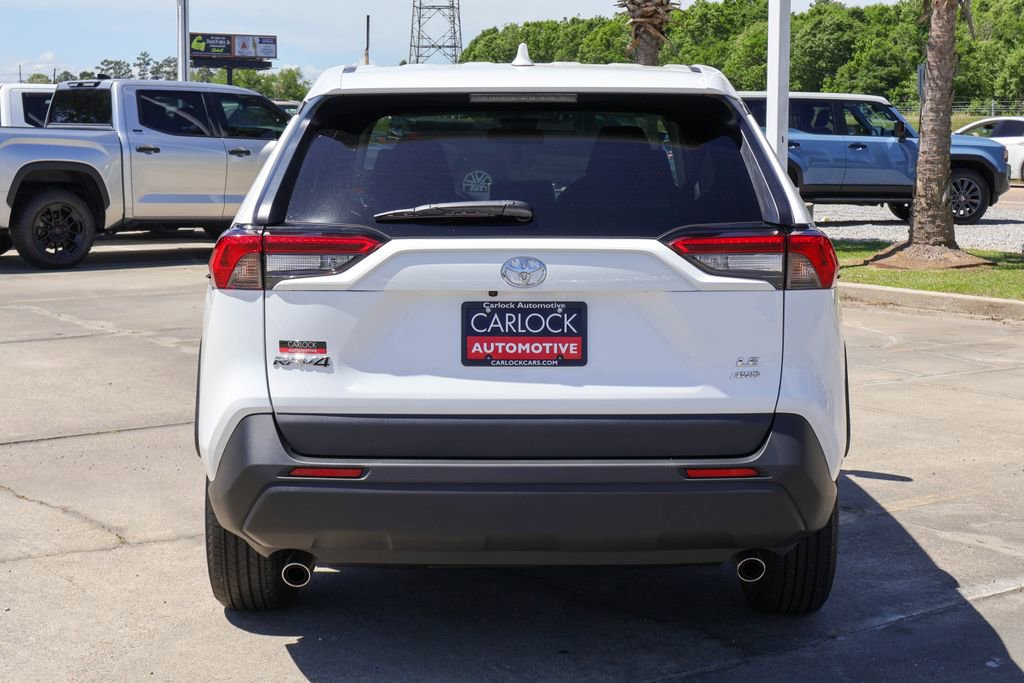 Used 2024 Toyota RAV4 LE image 20