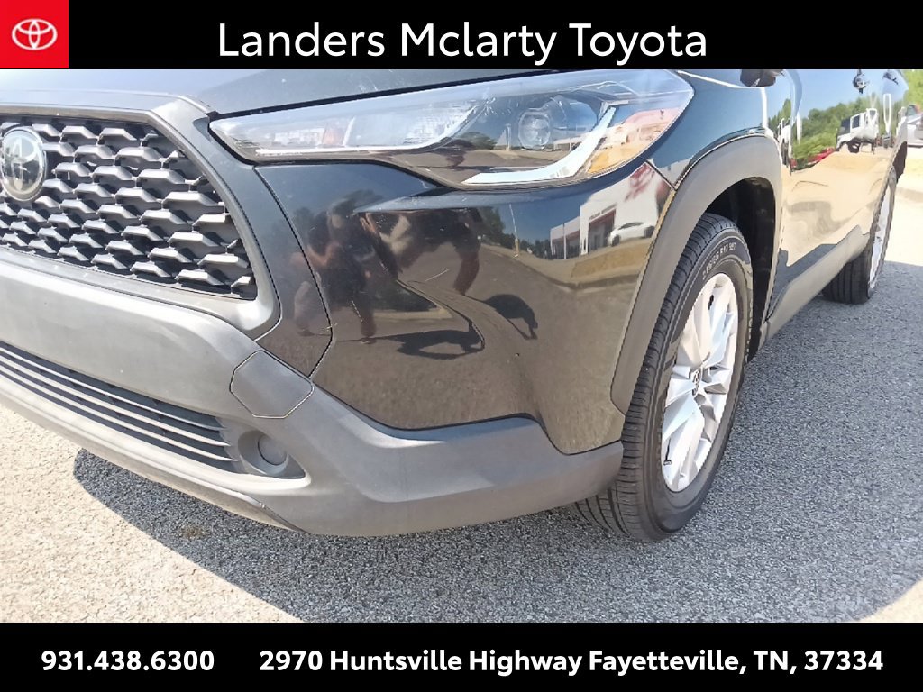 Used 2023 Toyota Corolla Cross LE FWD image 10