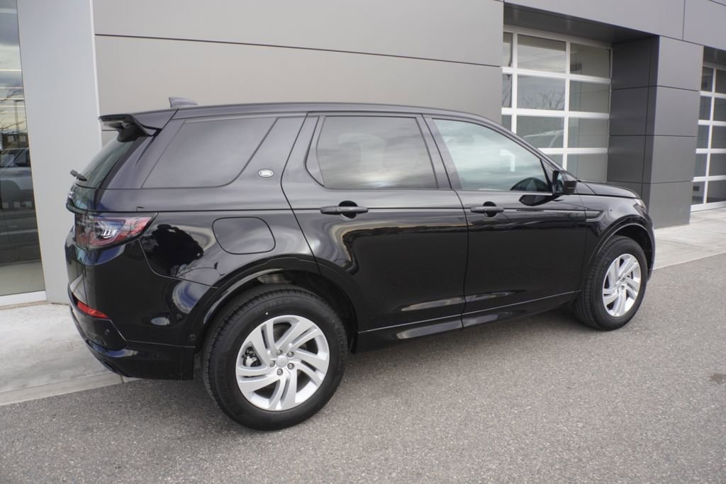 Used 2025 Land Rover Discovery Sport S image 4