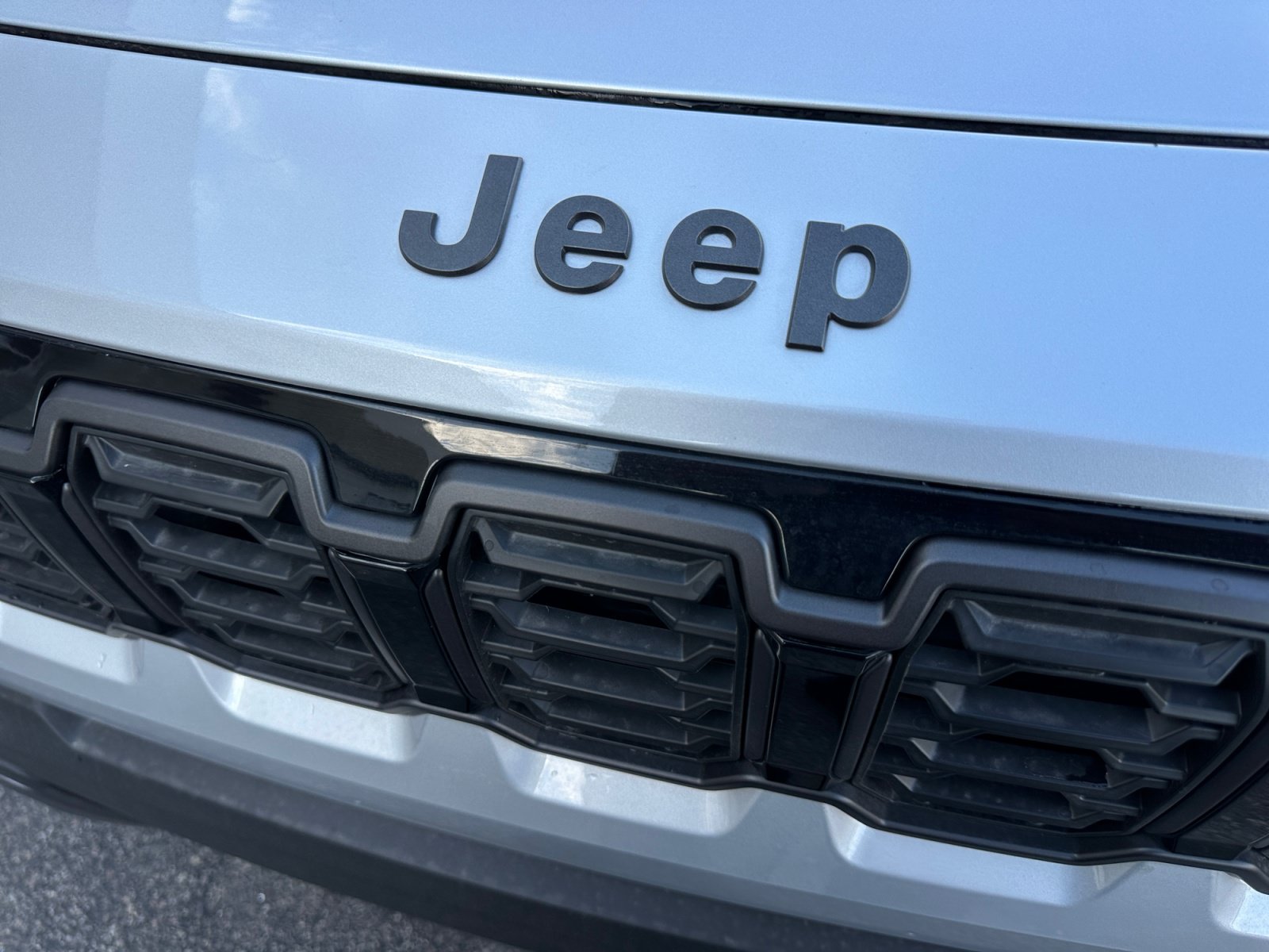 New 2026 Jeep Cherokee Laredo AWD/4WD image 31
