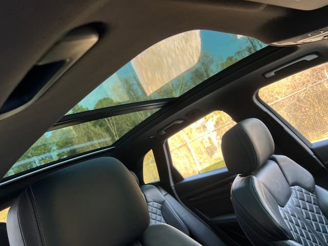Used 2020 Audi SQ5 Premium Plus w/ Premium Plus Package image 34