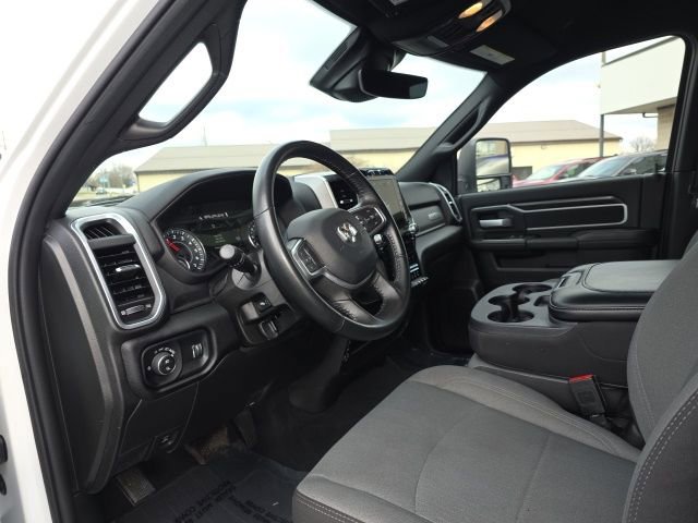 Used 2024 RAM 2500 Big Horn w/ Safety Group image 20