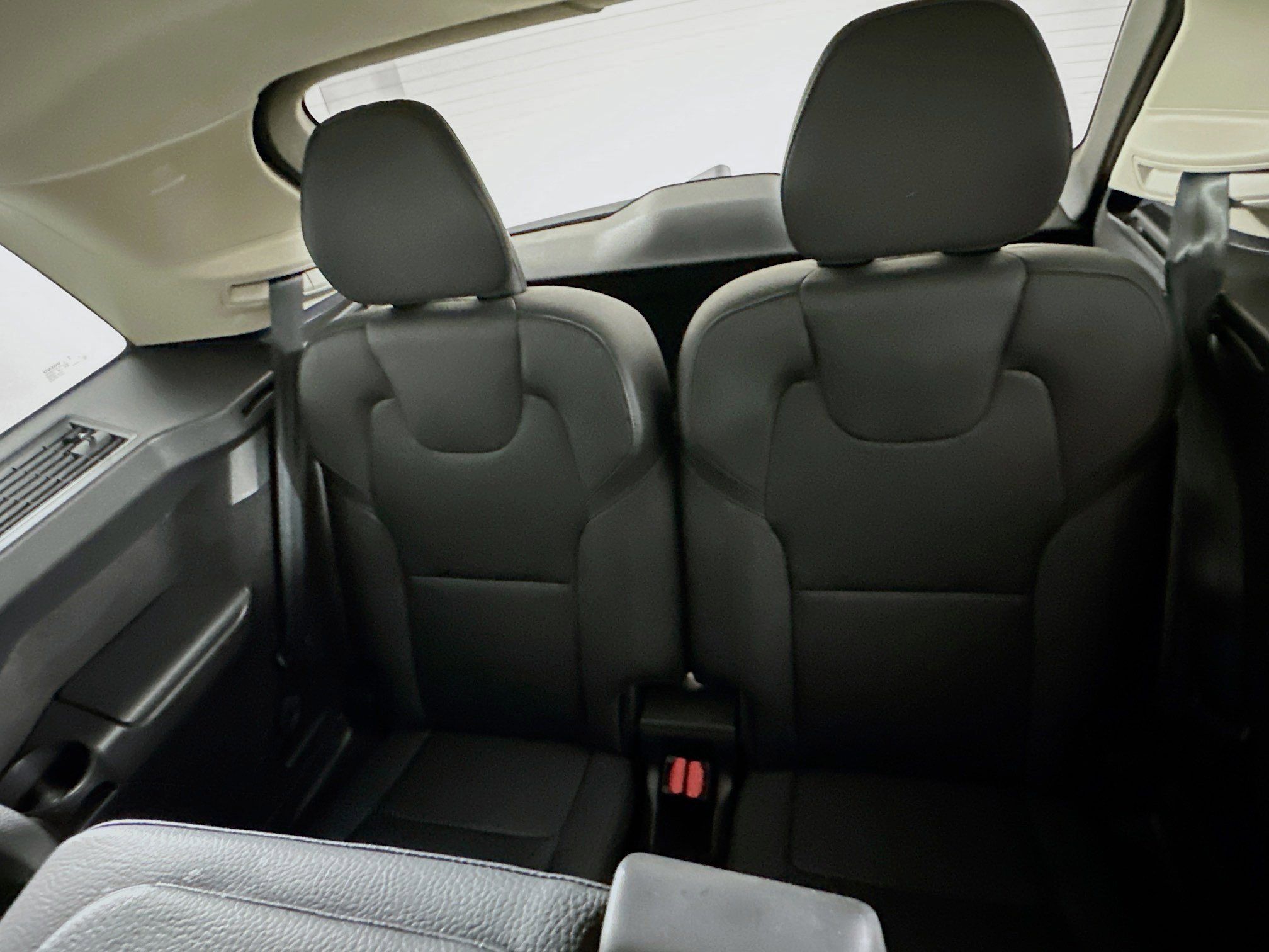 Used 2024 Volvo XC90 B5 Plus image 30