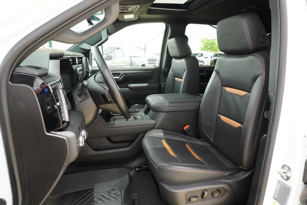 Used 2025 GMC Sierra 2500 AT4 w/ AT4 Premium Plus Package AWD/4WD image 26