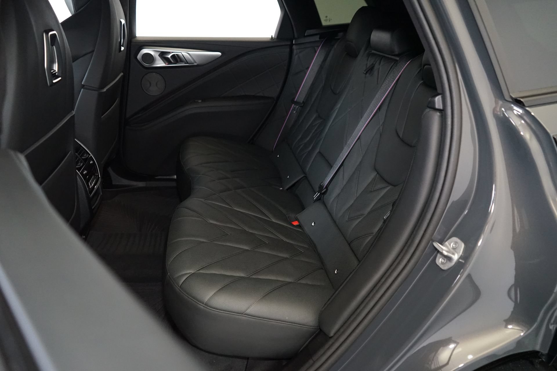 Used 2023 BMW XM AWD/4WD image 24