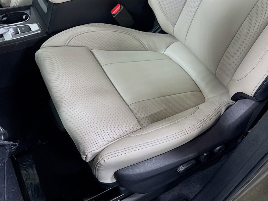 New 2026 Subaru Ascent Limited image 18