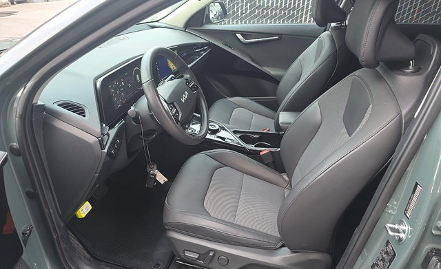 Used 2024 Kia Niro Wind FWD image 7