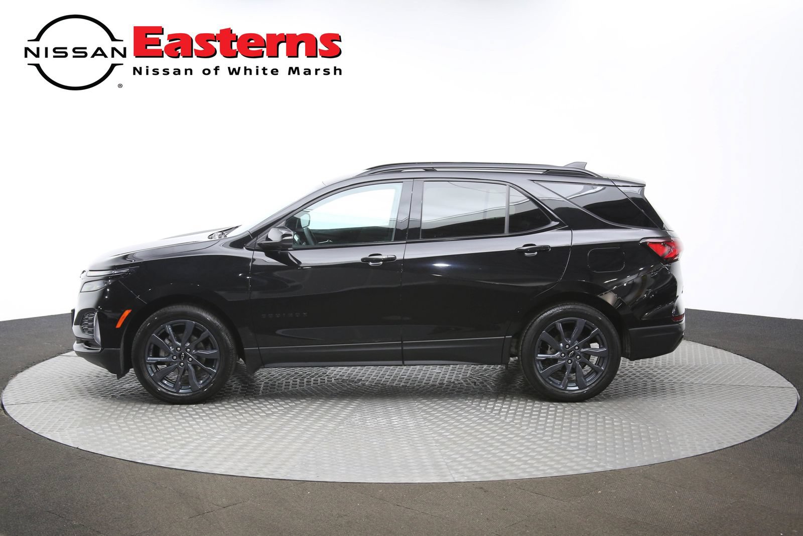 Used 2024 Chevrolet Equinox RS FWD image 58