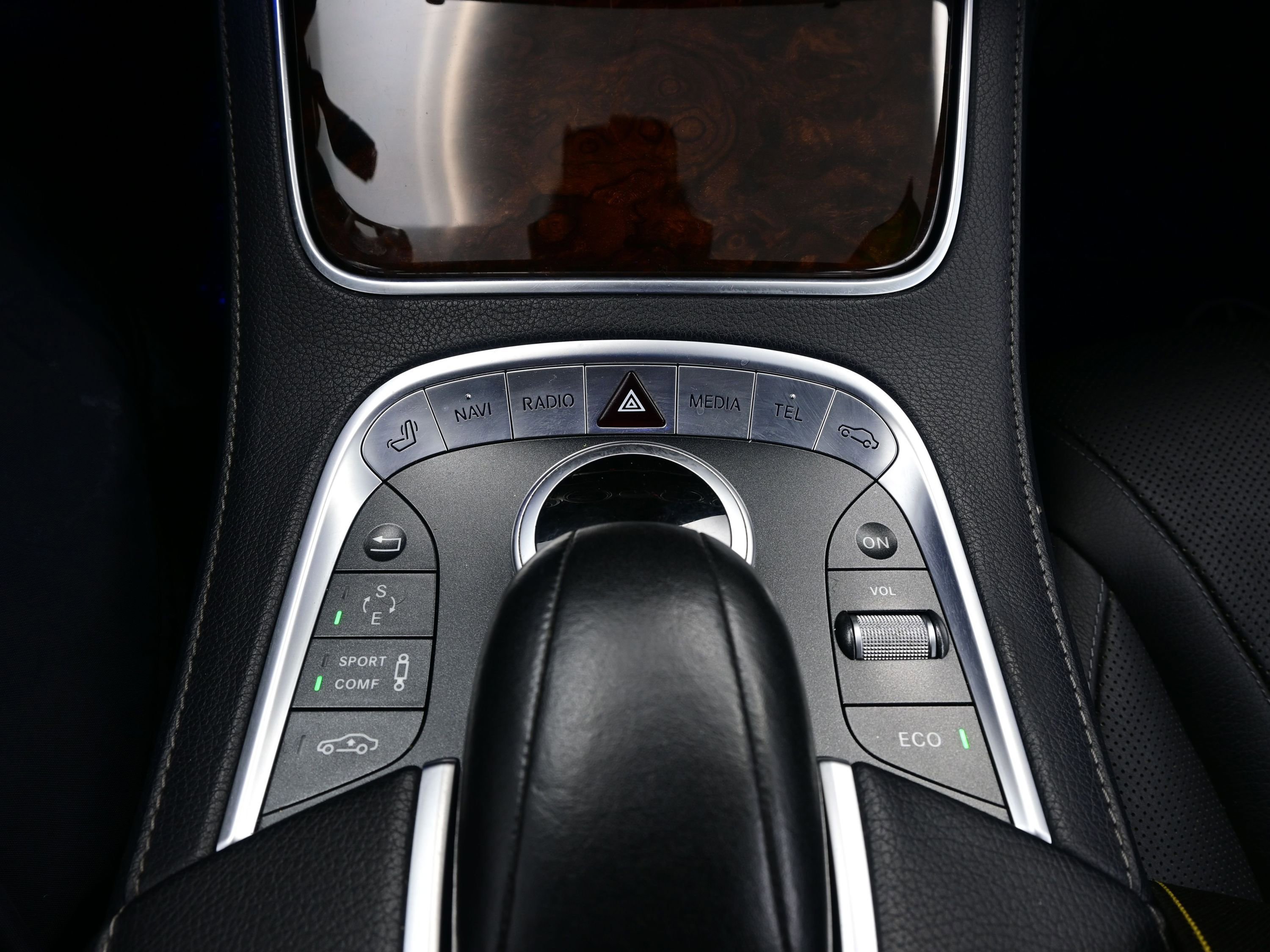 Used 2014 Mercedes-Benz S 550 Sedan image 22