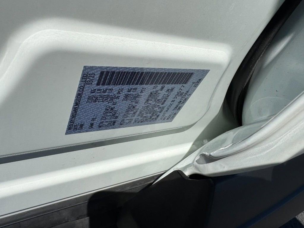 Used 2025 Nissan Rogue S FWD image 23