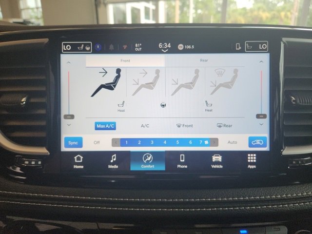 New 2026 Chrysler Pacifica Select image 44
