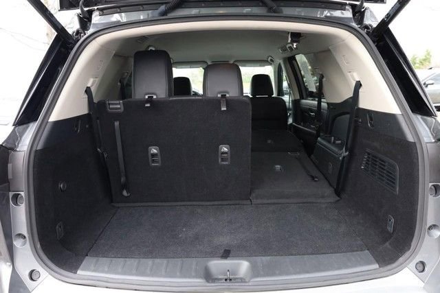 Certified 2025 Nissan Pathfinder SL AWD/4WD image 8