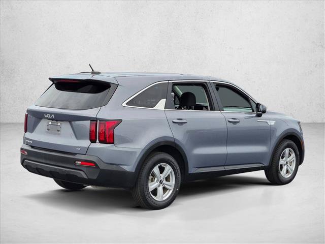 Used 2023 Kia Sorento LX FWD image 5