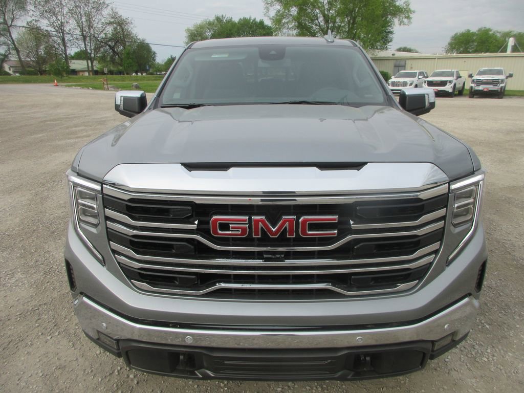 New 2026 GMC Sierra 1500 SLT w/ SLT Premium Plus Package AWD/4WD image 12