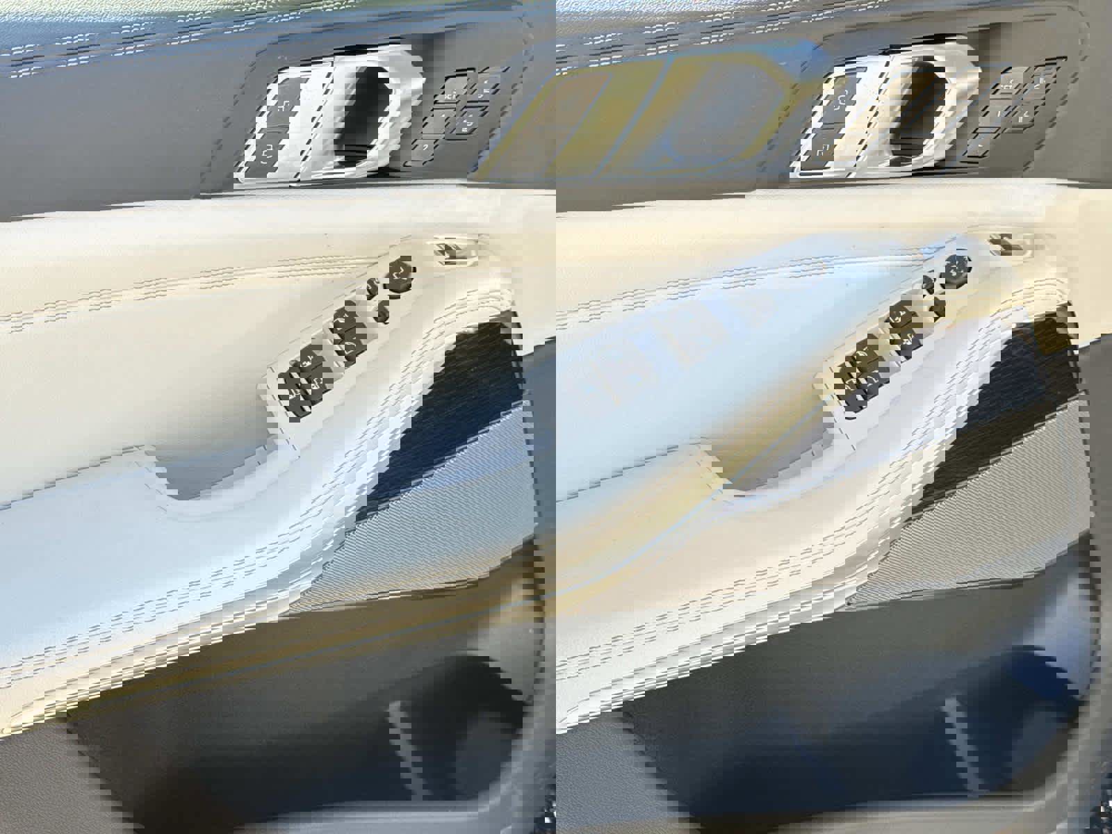 New 2026 BMW X5 xDrive40i w/ Executive Package image 27