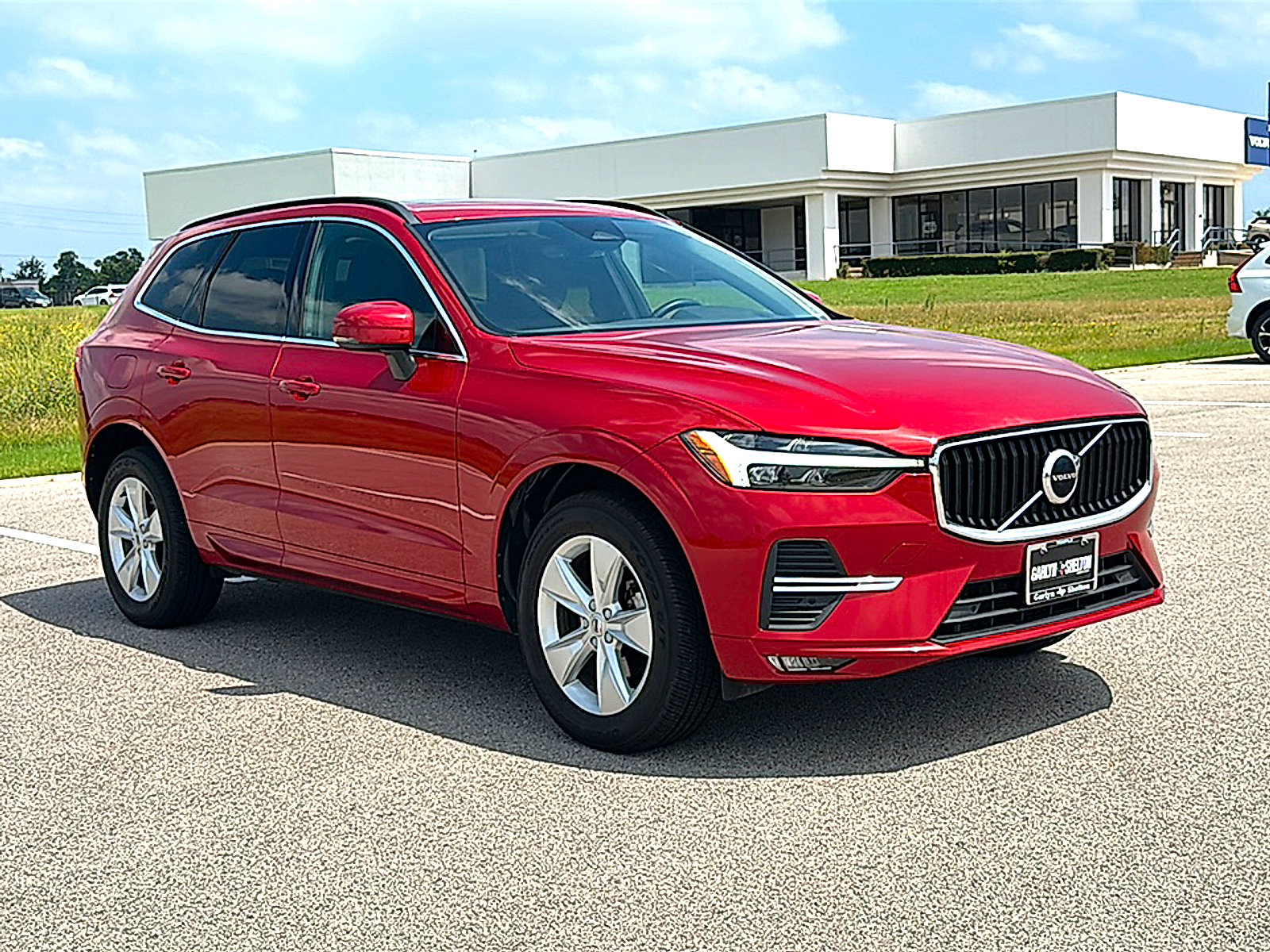 Used 2022 Volvo XC60 B5 Momentum AWD/4WD image 10